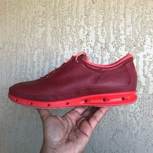 Ecco Women’s Cool Gore-Tex Walking Shoe